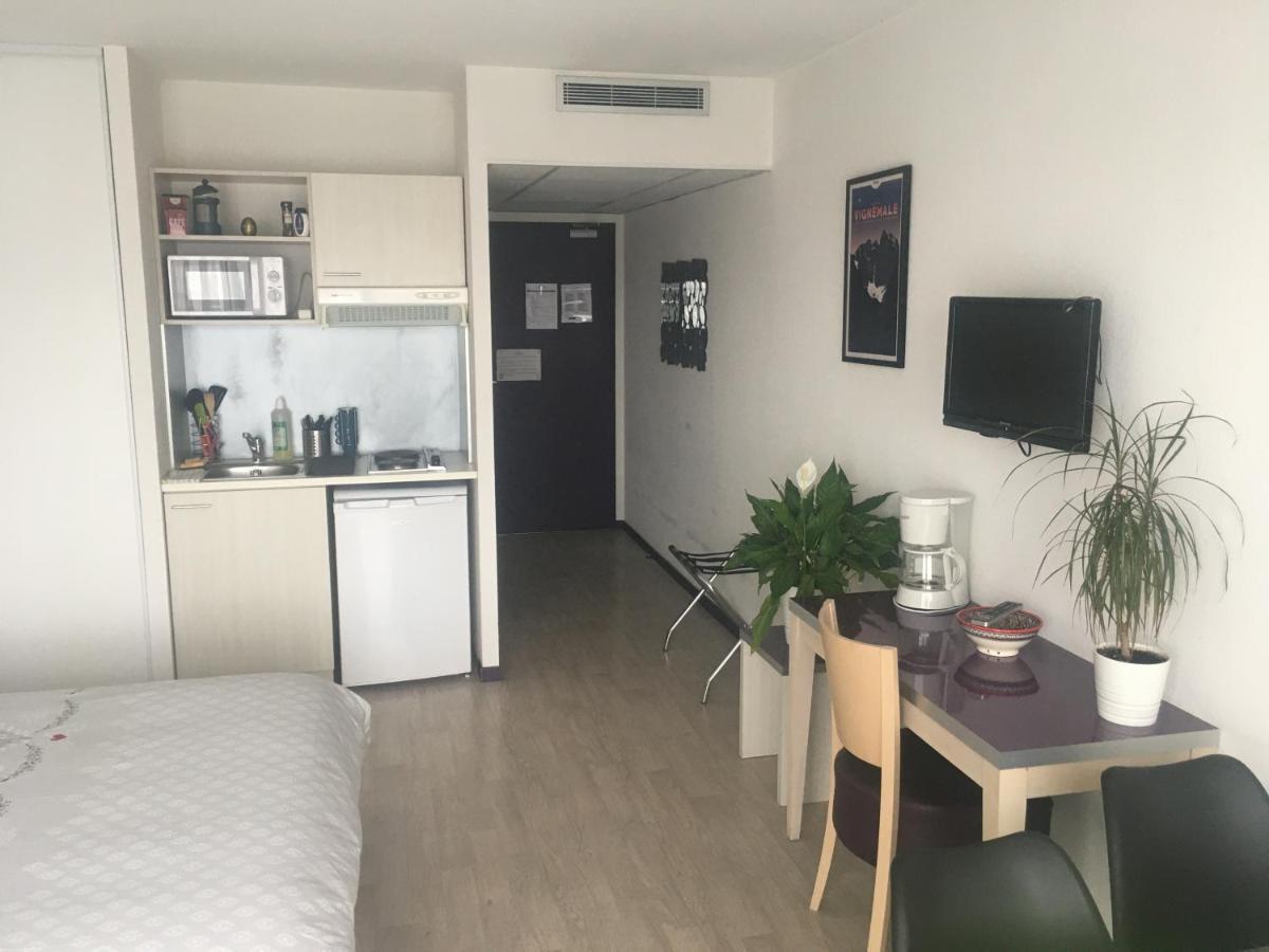 Family Saint Vincent 4 Pers Gare Lourdes Wifi Apartment Exterior foto